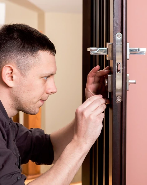 : Professional Locksmith For Commercial And Residential Locksmith Services in Alum Rock, CA