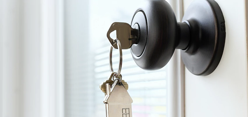 Bifold Door Knob Replacement in Alum Rock, California