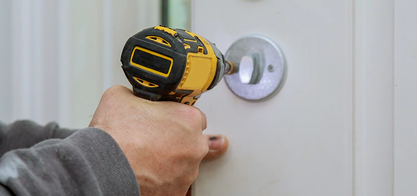 Street Locksmith For Smart Lock Repair in Alum Rock, CA